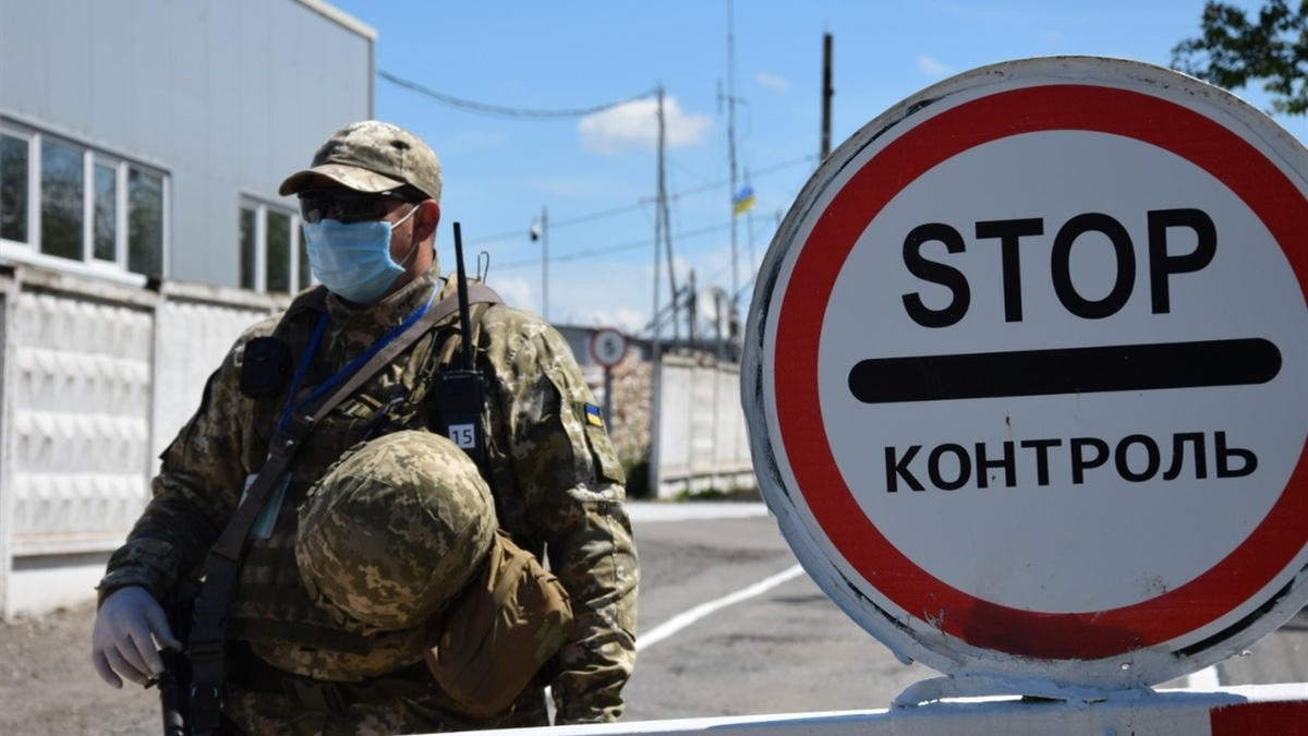 Боевики блокируют шесть из семи КПВВ на Донбассе