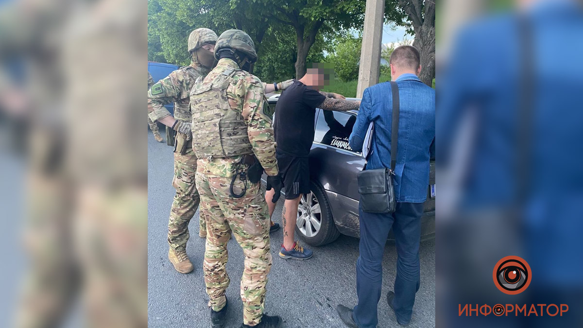 Блогер из Харькова обматерил и послал патрульных. Его задержали бойцы спецподразделения — открыто уголовное дело