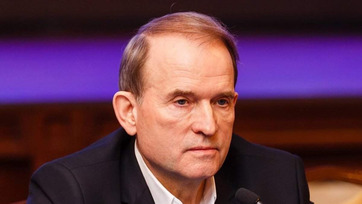 Домашний арест Медведчука, встреча с Меркель «на прощание» и крупнейшая криптоферма в Украине: главное за неделю