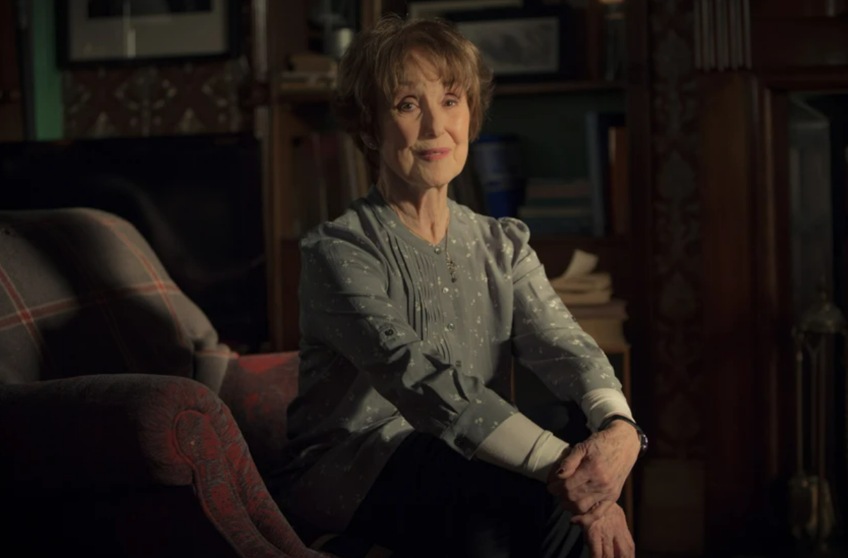 Померла актриса Уна Стаббс, яка зіграла місіс Хадсон в британському серіалі "Шерлок" 2