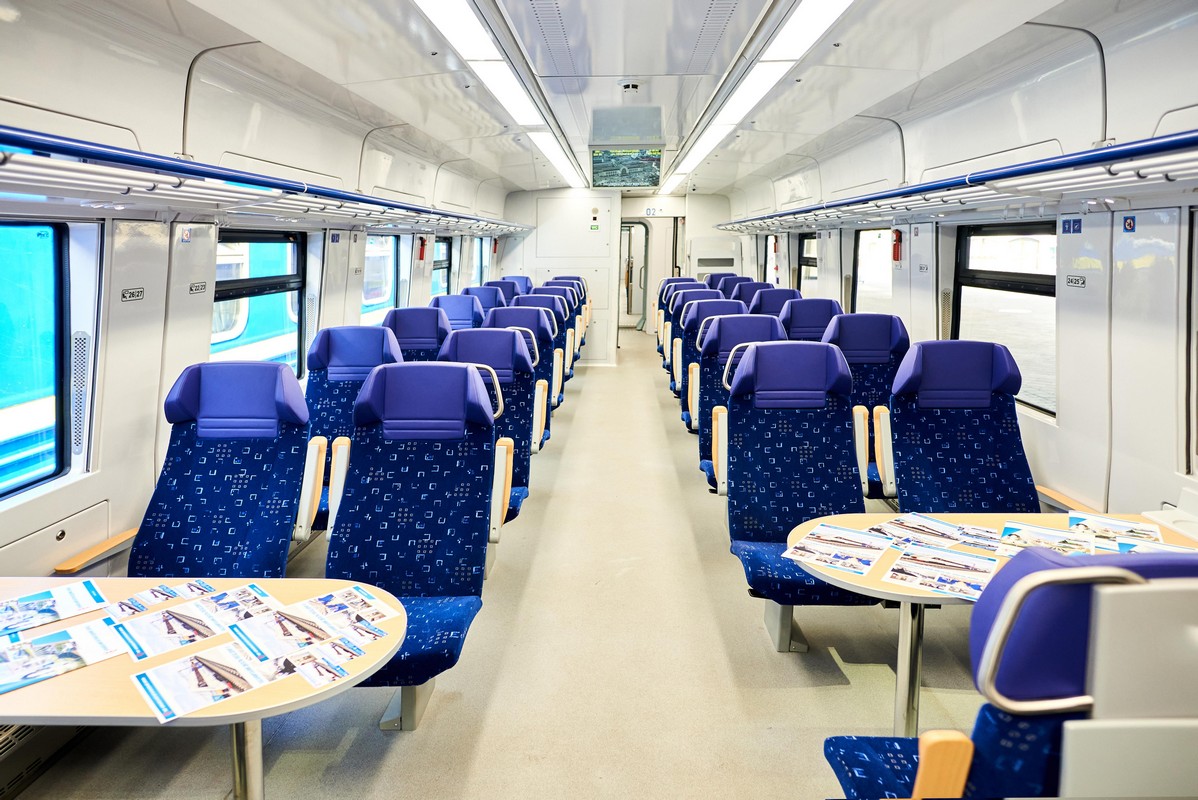 "Укрзалізниця" показала нові сучасні вагони та поїзди: як вони виглядають 14