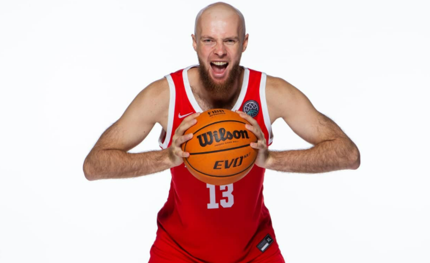 Три команды БК «Прометей» будут играть в форме, предоставленной компанией Nike, в такой же форме играют команды NCAA и NBA 4