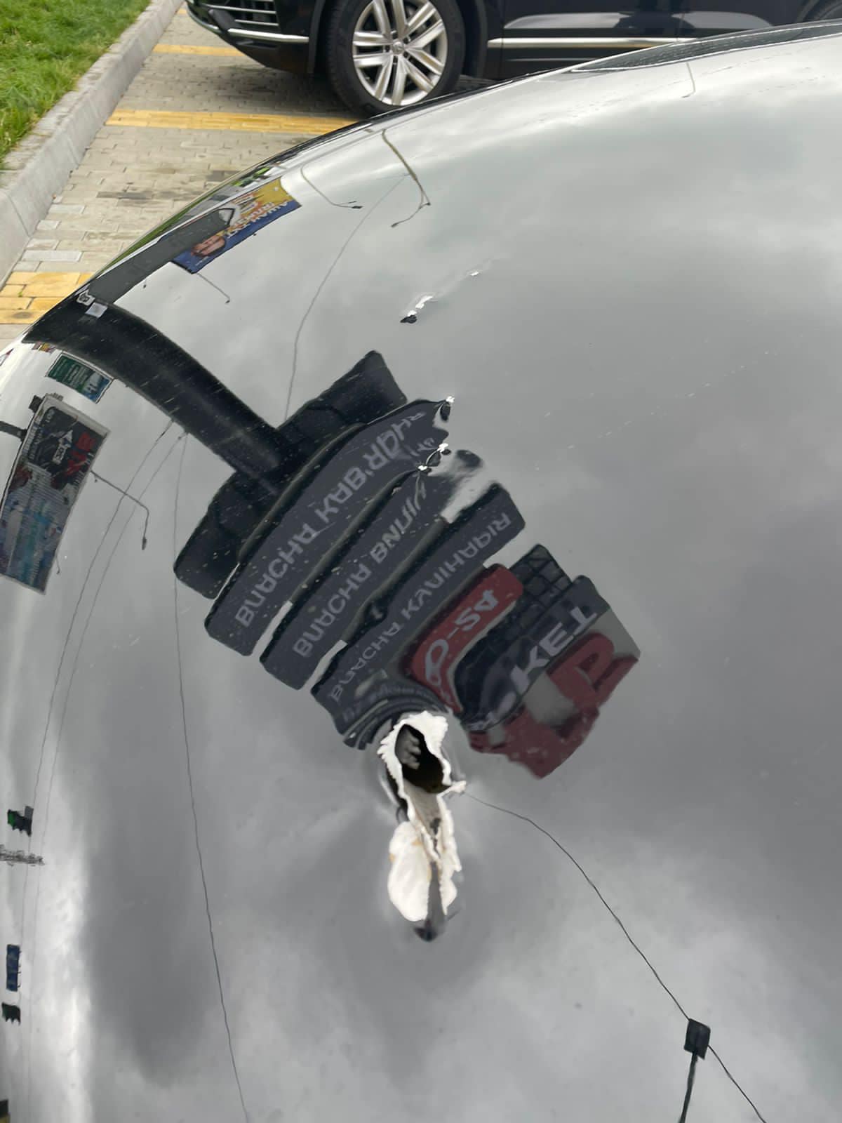 Выпустили 10 пуль, ранен водитель: подробности обстрела автомобиля Сергея Шефира 6