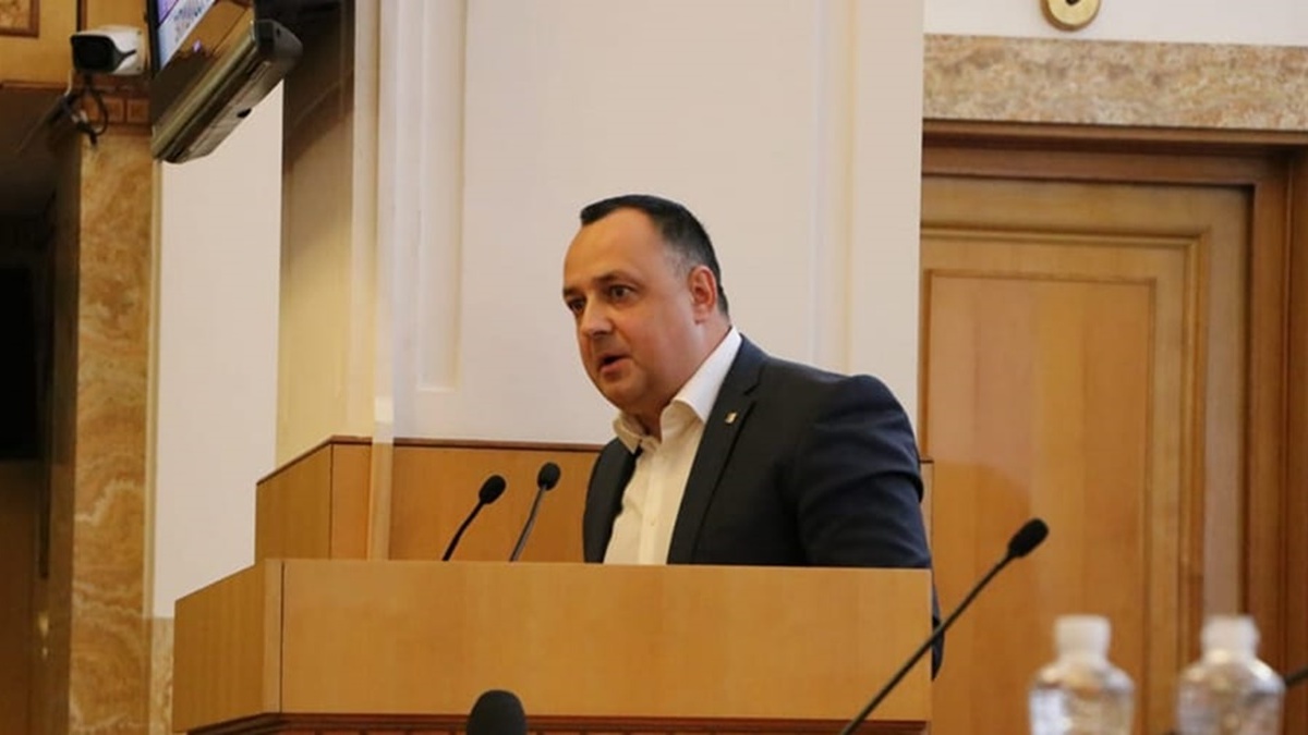 В Закарпатской области выбрали нового главу областного совета: что о нём известно