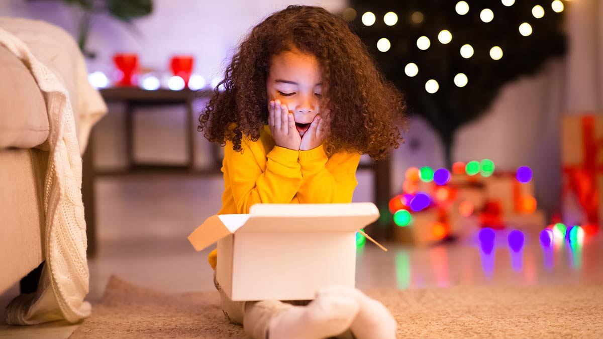 Что подарить ребёнку на Новый год идеи подарков для