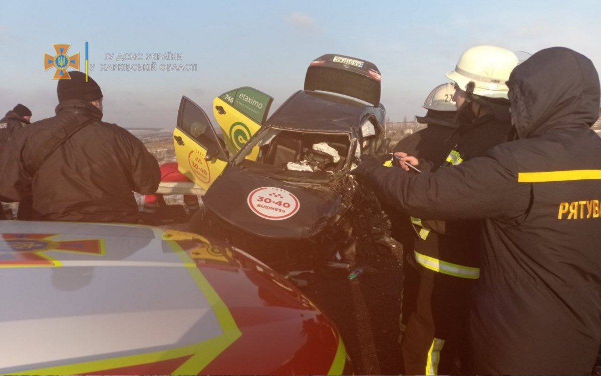 Смертельное ДТП с такси на Окружной в Харькове