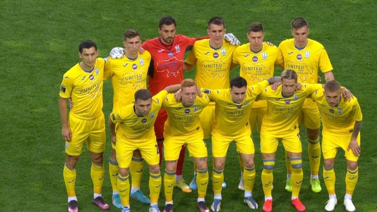 Сборная Украины в контрольном матче встретилась с «Боруссией»