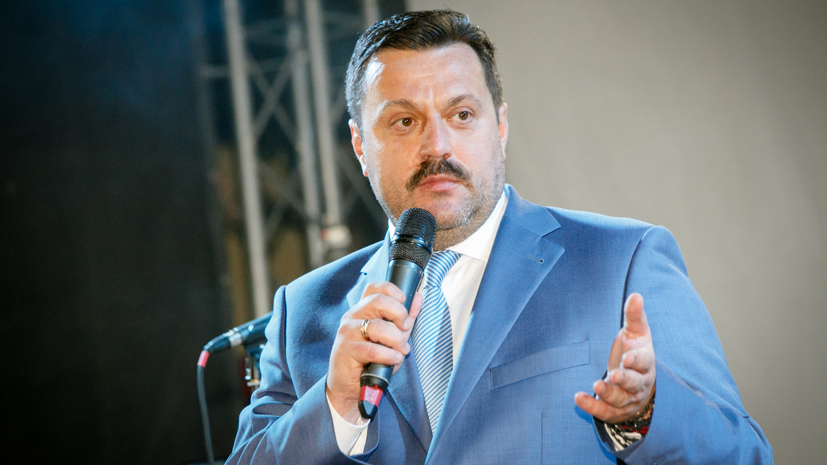 В Україні працювала агентурна мережа російської розвідки, до якої входив нардеп Деркач