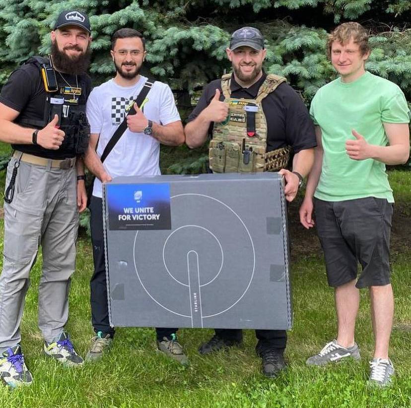 «Кто, если не мы?» — Харьковский бегун и эко-активист активно помогает военным и гражданским 3