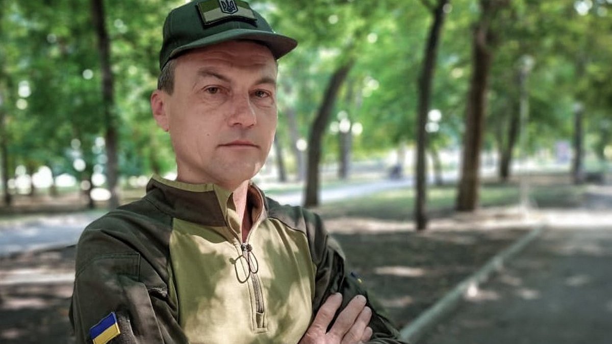 «Мэтр проезда казался длиной в жизнь»: военный водитель на Донбассе под обстрелами спас более 500 бойцов