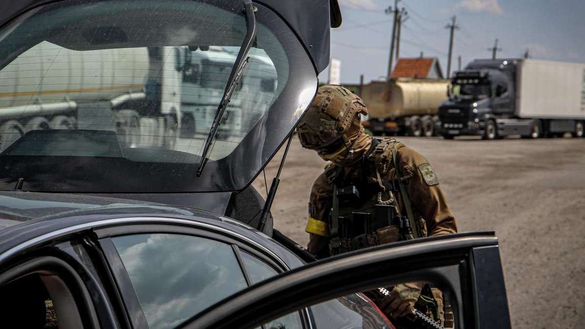 В Украине продлят военное положение и всеобщую мобилизацию