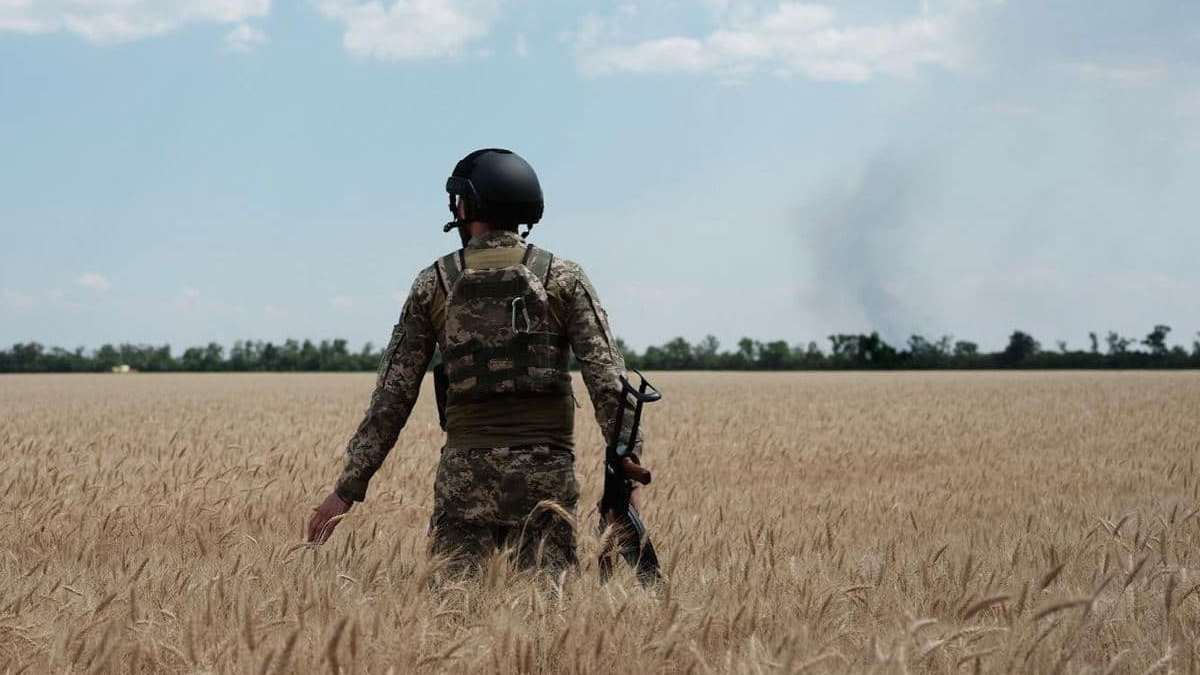 Обороняє один з найгарячіших напрямків: у Харківській області служить військовий з механічним серцем