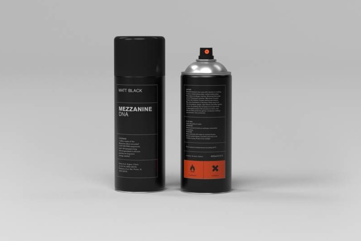 Спрей с записанным ДНК-альбомом Mezzanine
