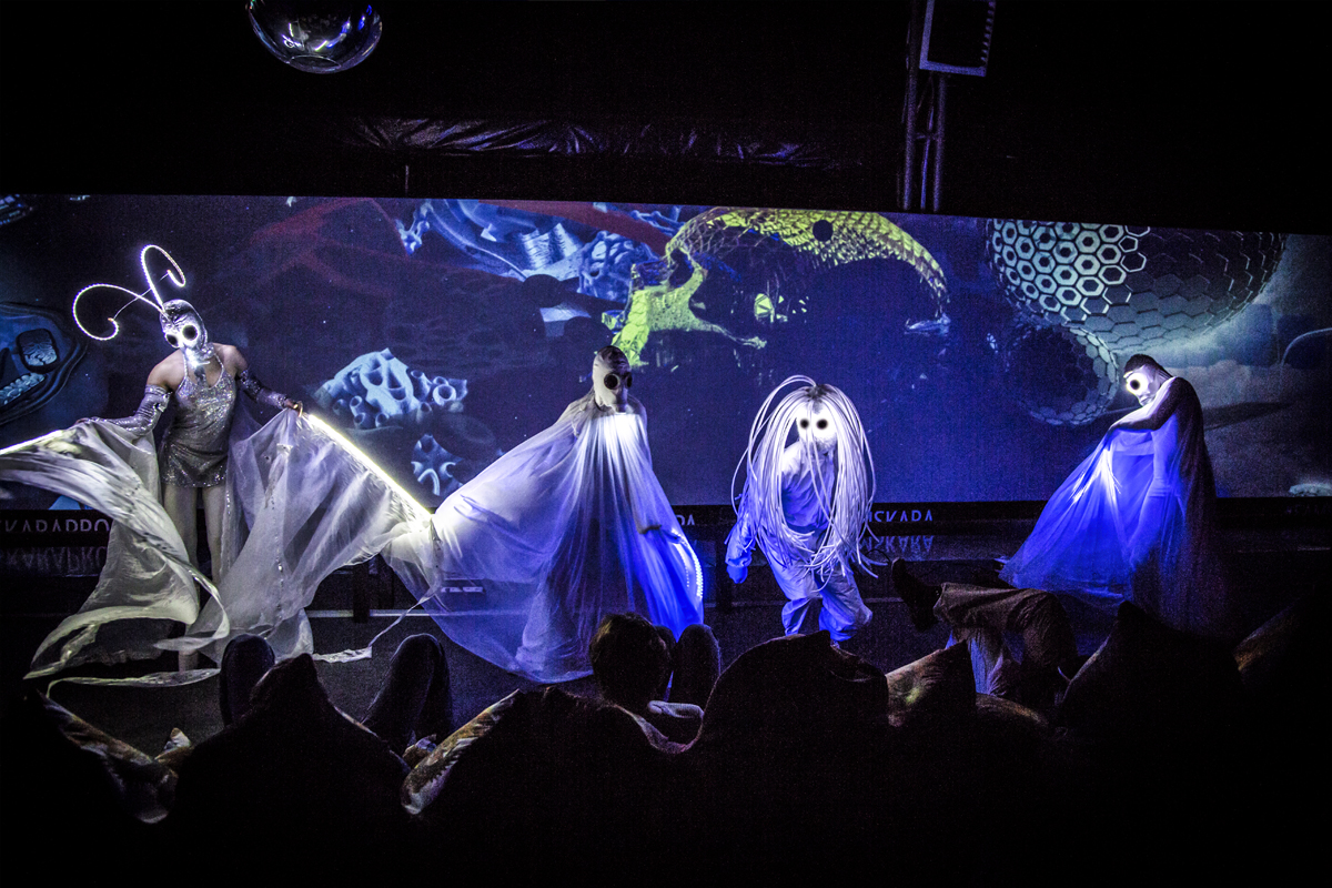 Уникальные постановки