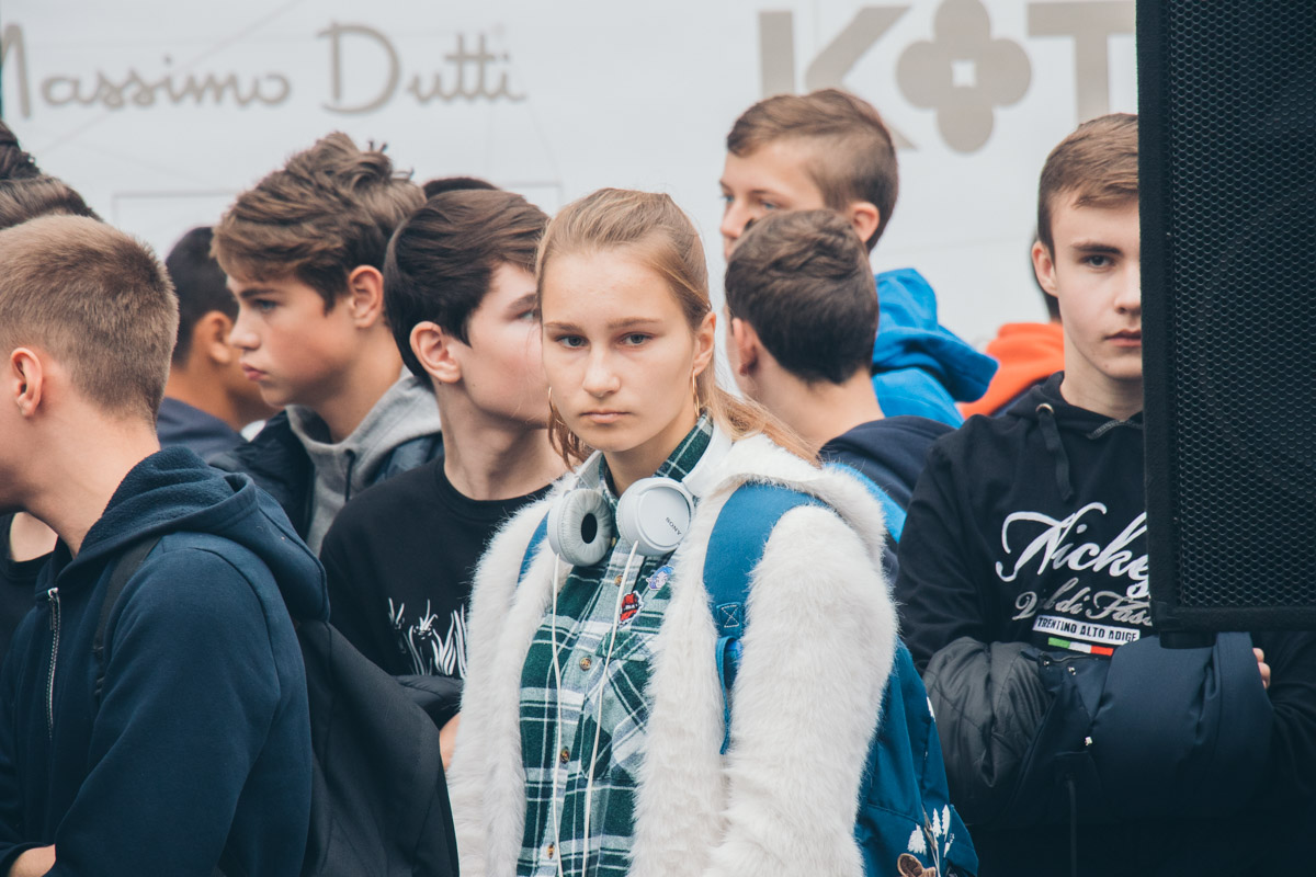 Почему очередь такая длинная