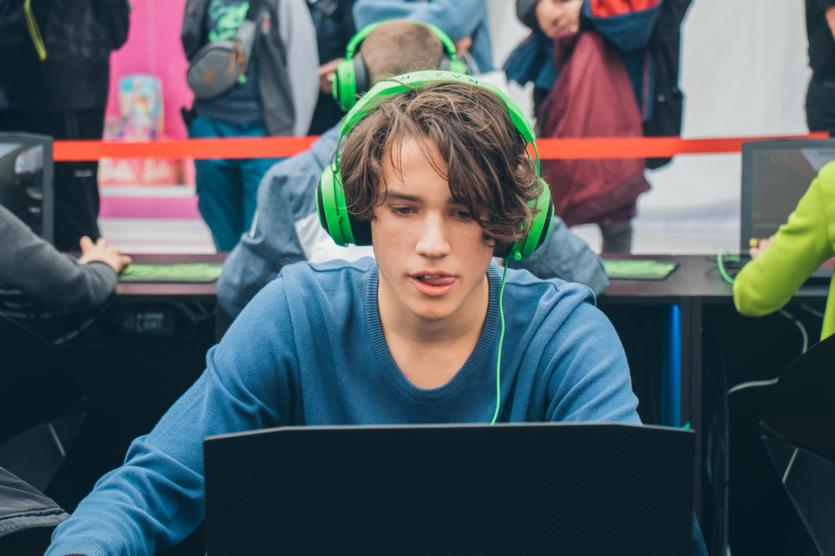 Андрей профессионально соревнуется в World Of Tanks