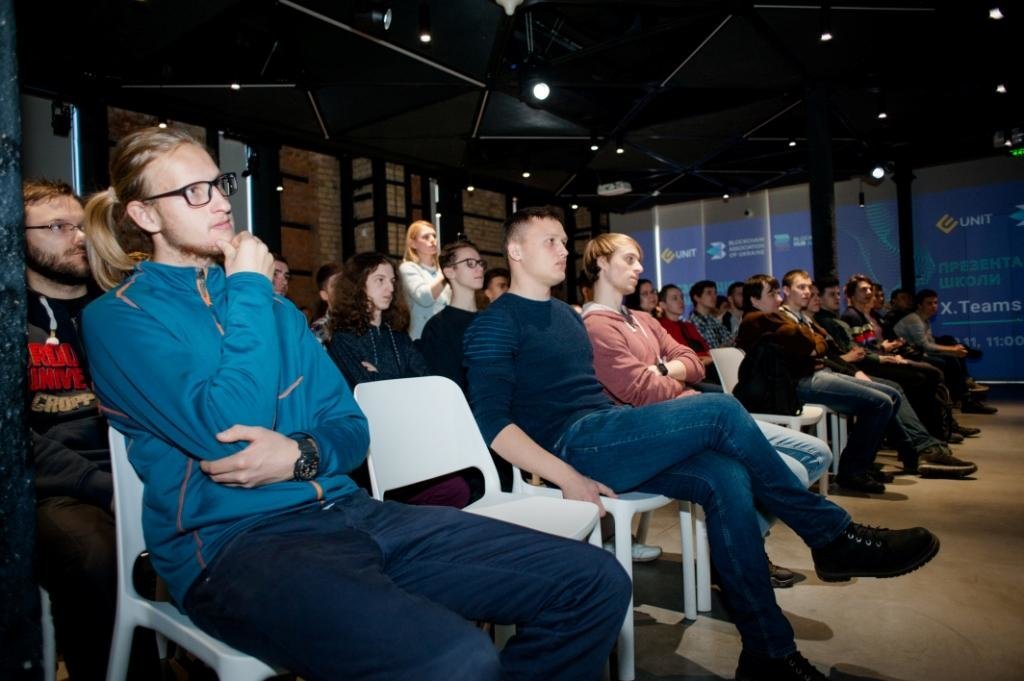 Фото с открытия первой блокчейн-школы в Киеве