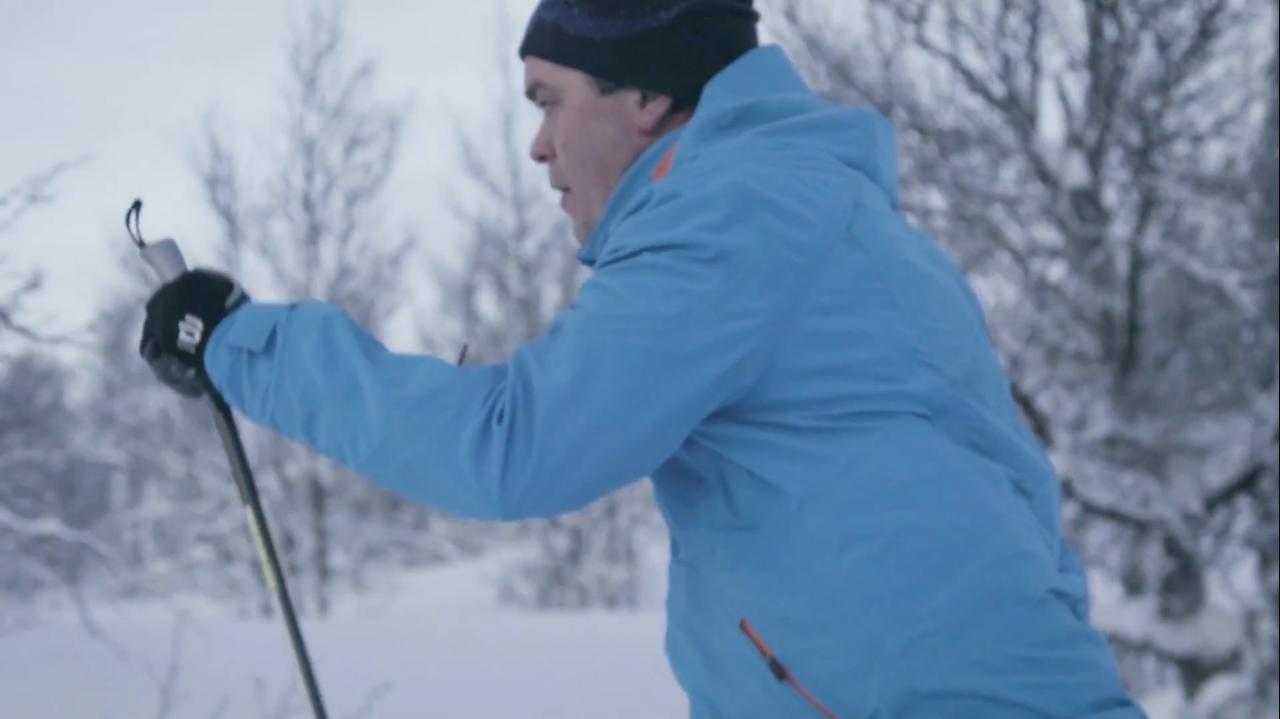 Куртку можно активировать с помощью приложения на смартфоне