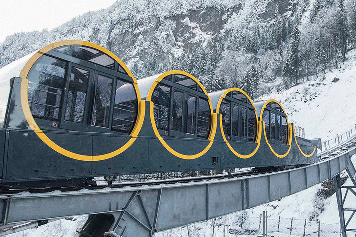 Необычная кабина в Швейцарии