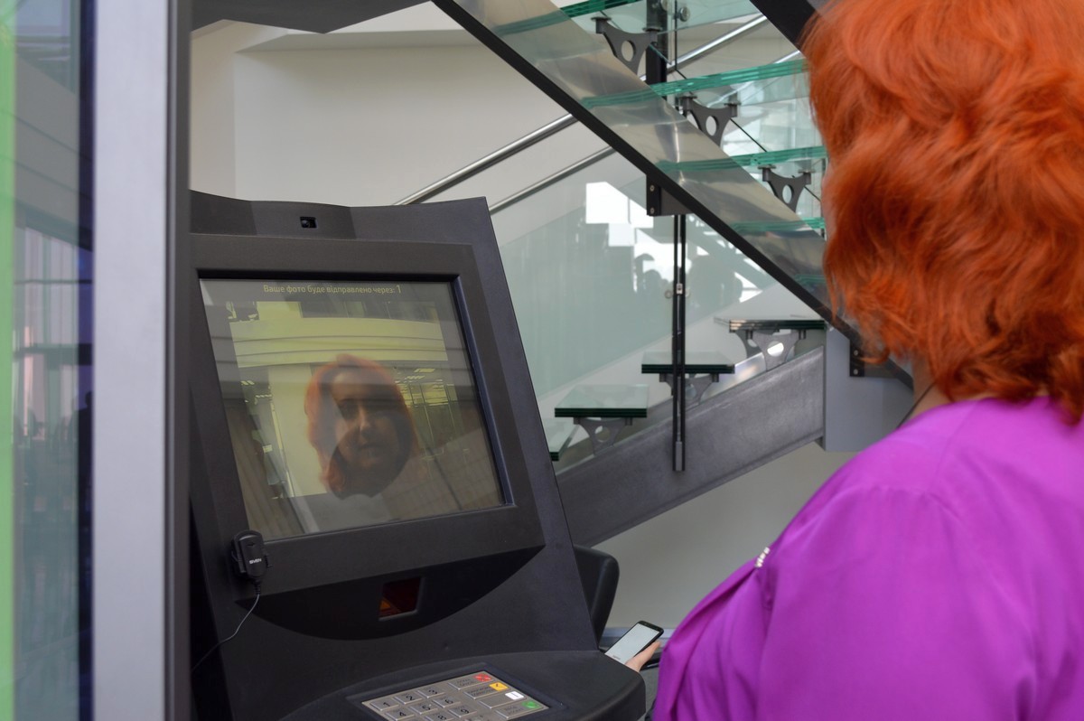 В терминалах появится авторизация с помощью FaceID