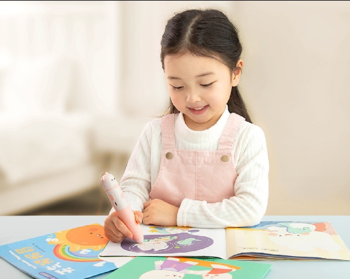 Главной задачей умной ручки, под названием Machine Island AI, является помощь в изучении языков