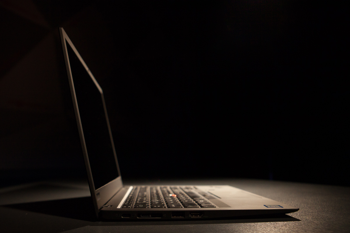 Знакомимся с Lenovo Thinkpad X1 Carbon