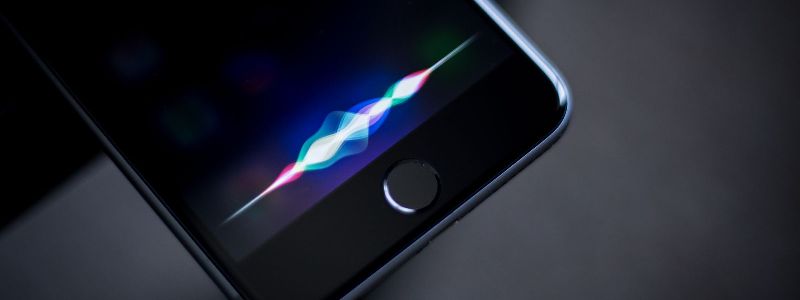 Apple хочет сделать Siri более политкорректной и нейтральной