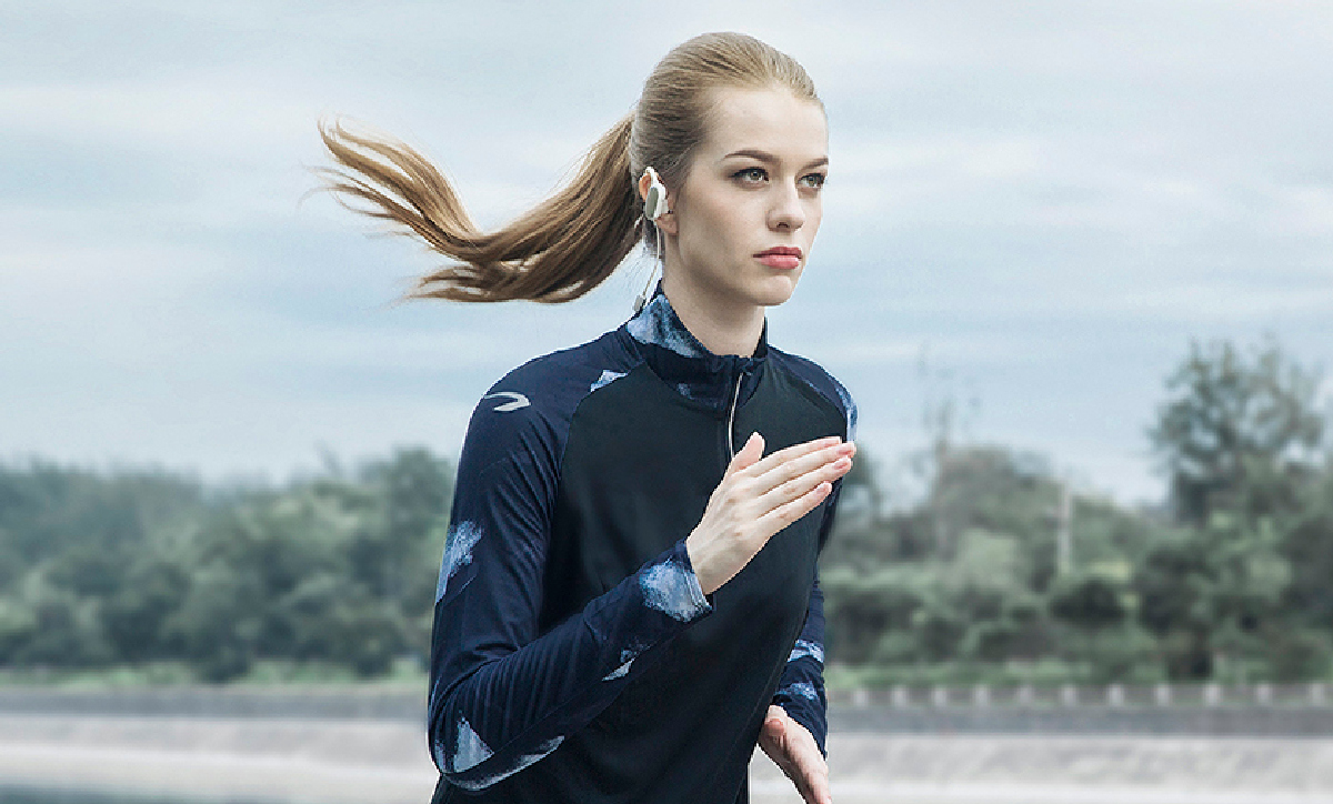 Спортивные наушники - хороший подарок