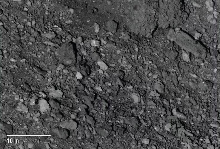 Поверхность астероида Bennu