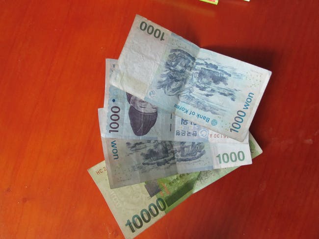 Корейская валюта - Вона