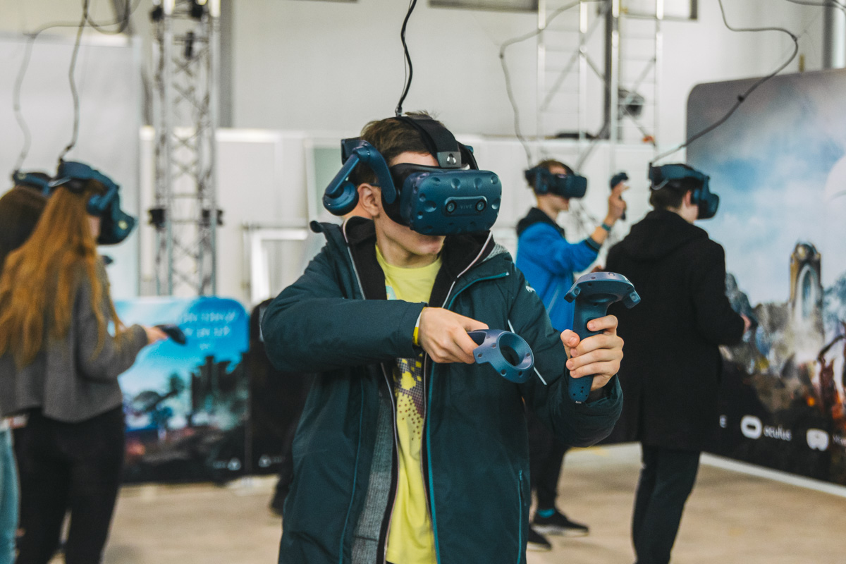 VR VR