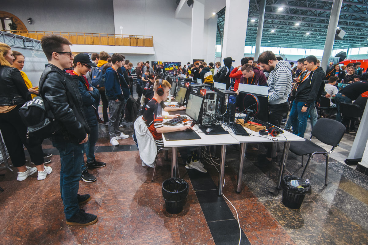 Кибертурнир по Dota 2 и CS:GO
