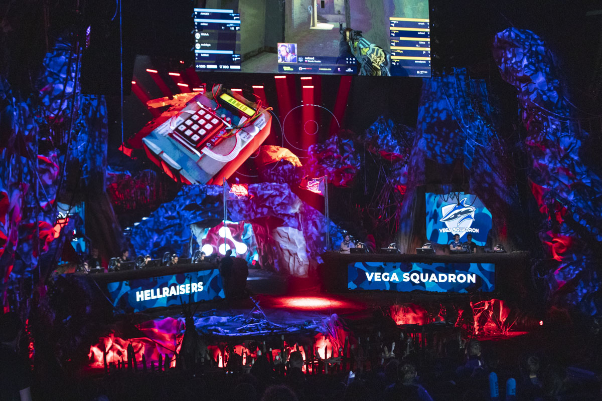 Матч между HR и VEGA Матч между HR и VEGA