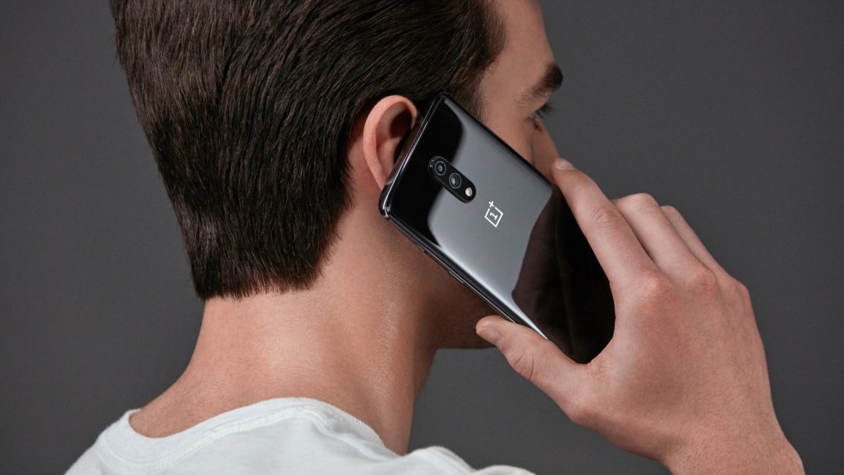 С первого взгляда, можно легко перепутать OnePlus 7 с OnePlus 6T С первого взгляда, можно легко перепутать OnePlus 7 с OnePlus 6T