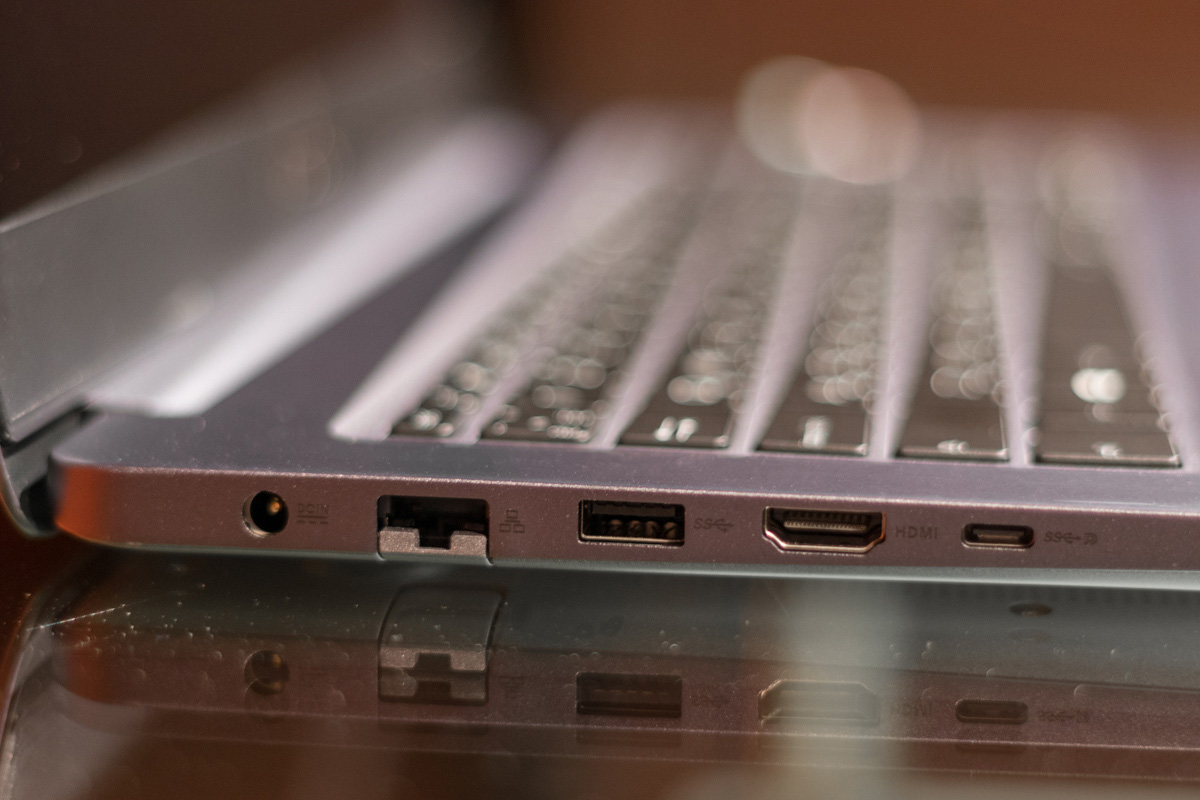 Радует наличие USB 3.0