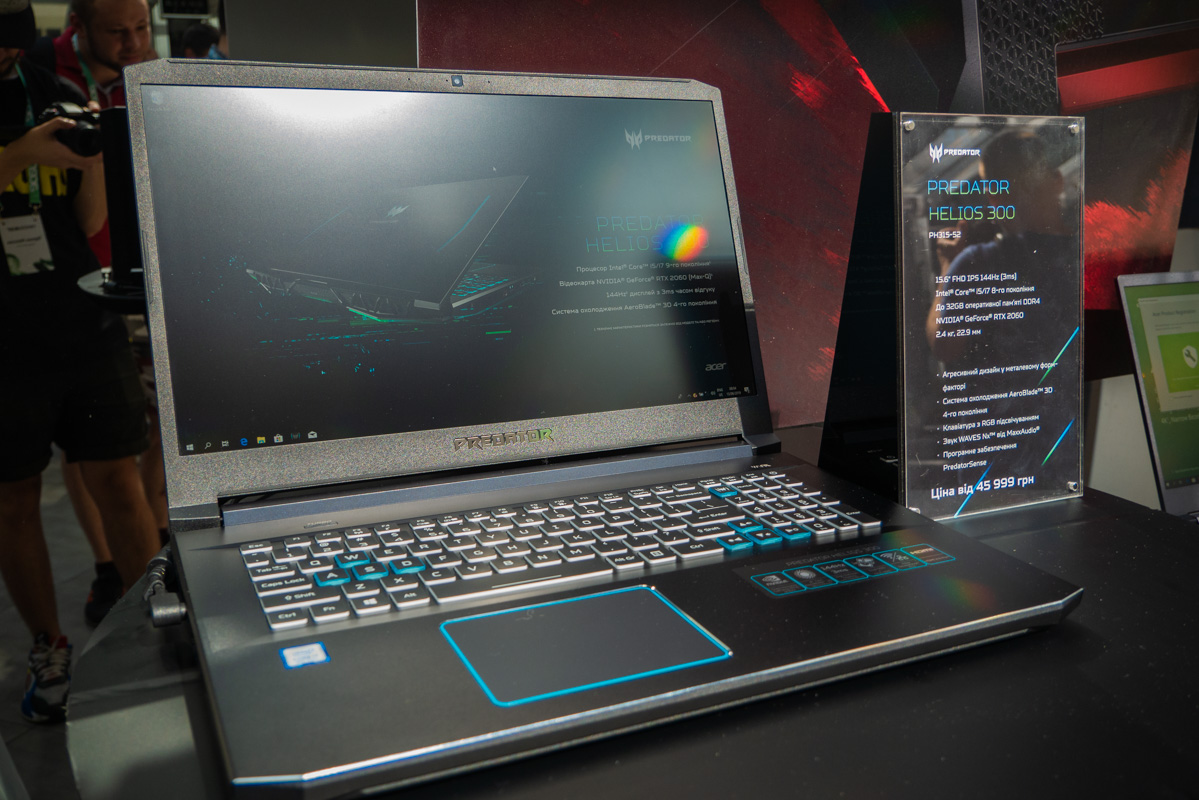 В основе новинки лежат процессоры Intel Core девятого поколения вплоть до Core i7
