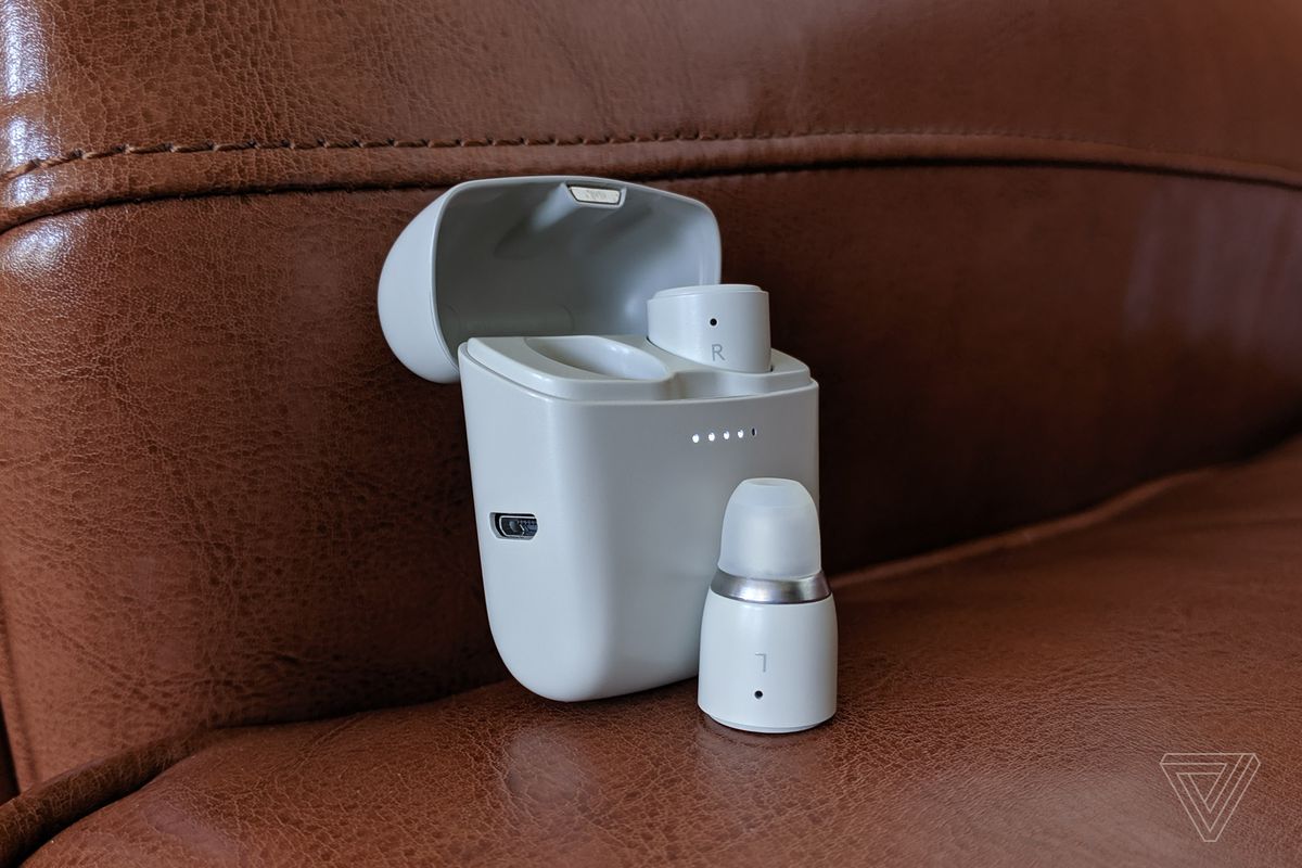 Cambridge Audio’s Melomania buds - практичные, недорогие, удобные