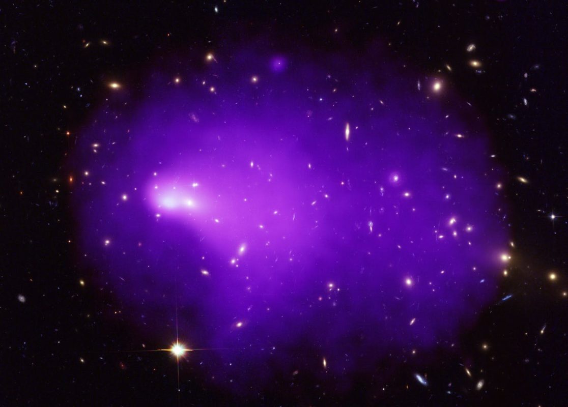 Abell 2146 - столкновение между двумя скоплениями галактик