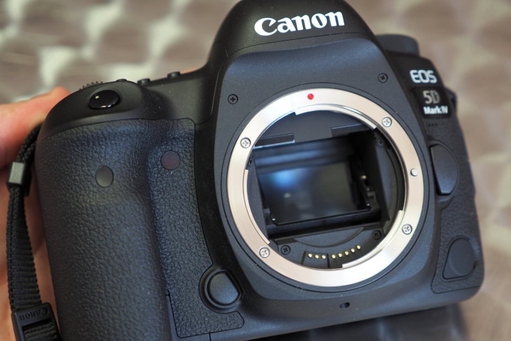 Производство Canon EOS достигло 100 млн единиц Производство Canon EOS достигло 100 млн единиц