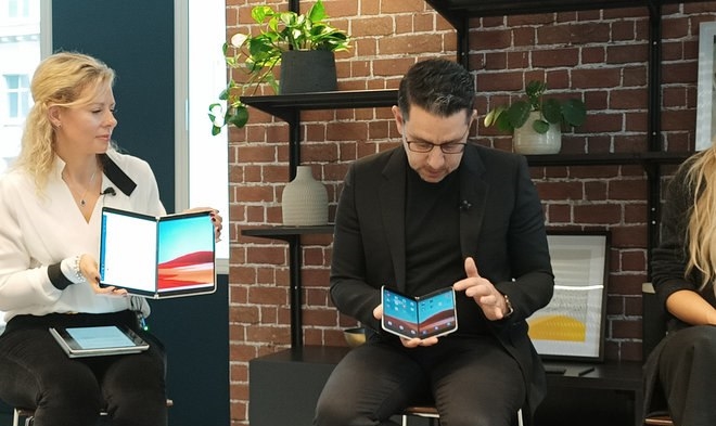 Панос Панай рассказал, каково это было создавать сгибающийся смартфон