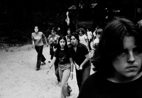 Время интереснейших историй: кто такой Слендермен и как от него спастись 1