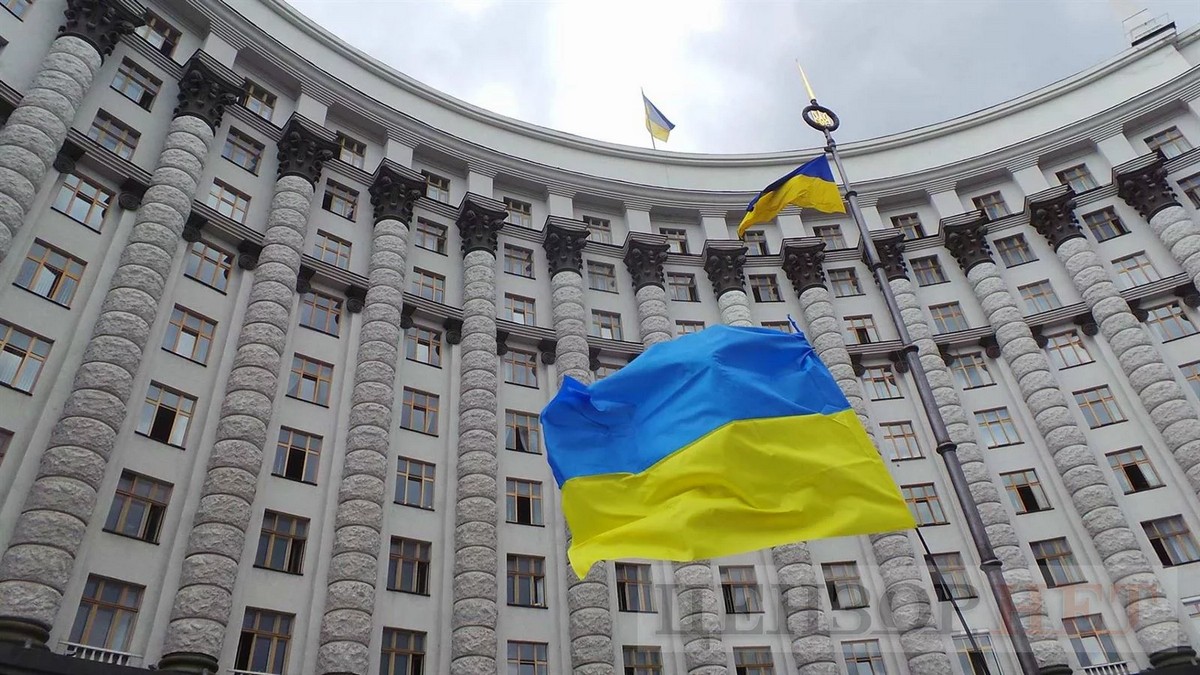 Кабмин теперь сможет проводить заседания онлайн