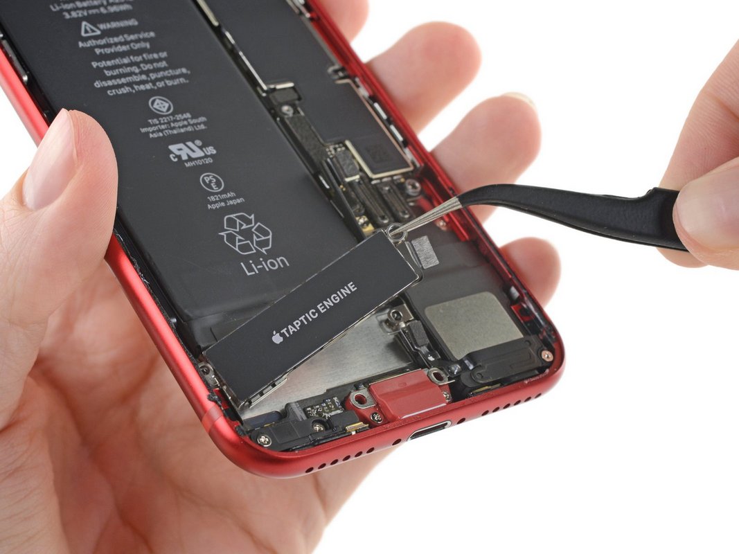 Специалисты iFixit разобрали смартфон iPhone SE 2