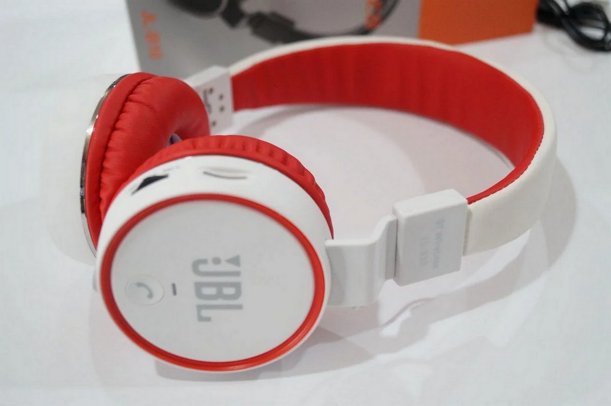 ТОП наушников JBL