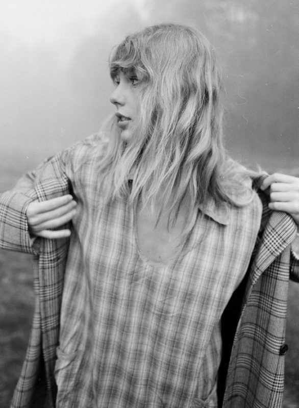 Автор песен года — Тейлор Свифт