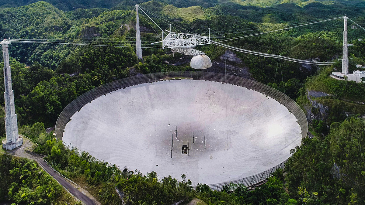 Радиотелескоп Аресибо