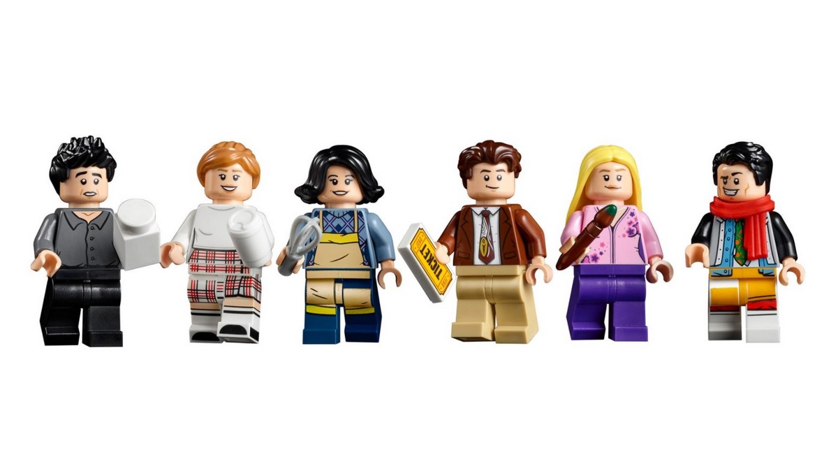 Также в набор вошли фигурки основных персонажей: Рейчел, Росса, Моники, Фиби, Чендлера, а также Джоуи в разных образах